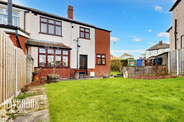 4 Bedroom Semi-Detached House For Sale In Gleadless Drive, Sheffield, S12