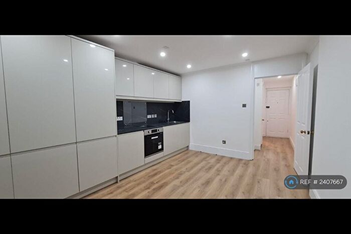 1 Bedroom Flat To Rent In Barnsbury Park, London, N1
