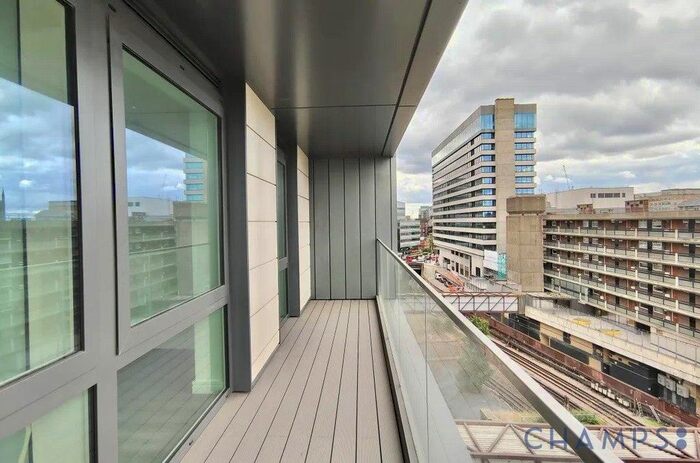 2 Bedroom Flat To Rent In Matcham House, Glenthorne Road, Hammersmith, London, W6