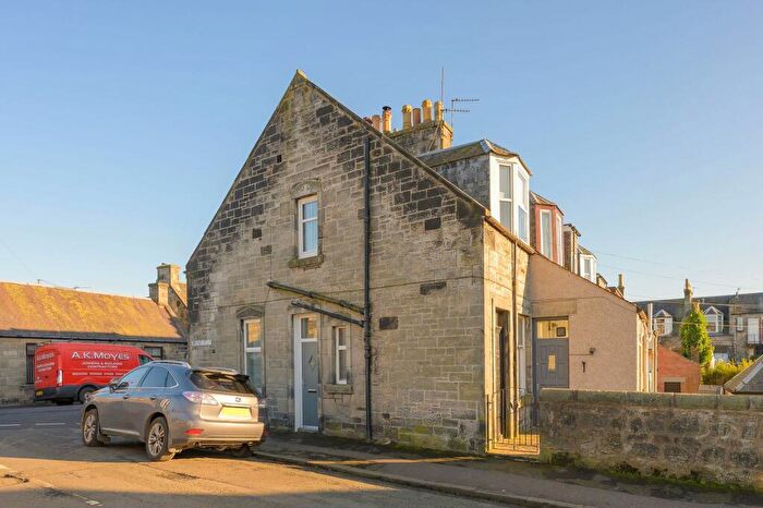 2 Bedroom End Of Terrace House For Sale In Cameron Street, Dunfermline, KY12