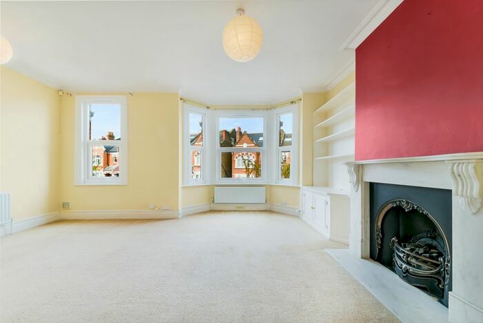 2 Bedroom Flat To Rent In Bernard Gardens, Wimbledon, SW19