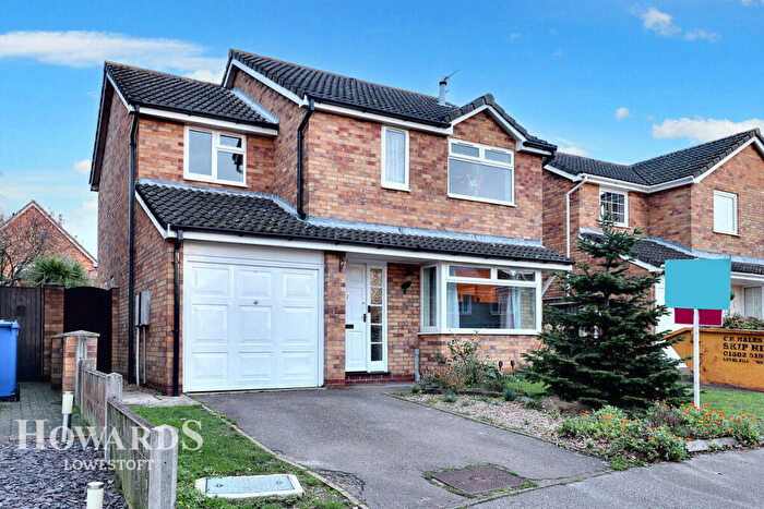 4 Bedroom Detached House For Sale In Wharfedale, Lowestoft, NR33
