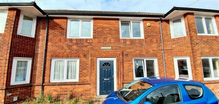 2 Bedroom Apartment To Rent In Caerphilly Road, Cardiff, CF14