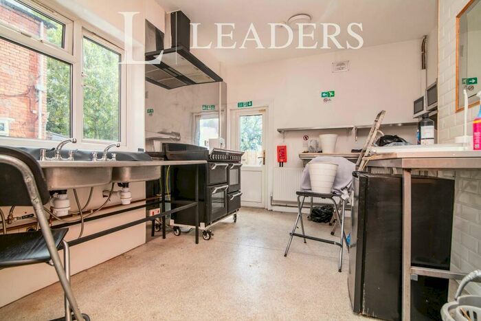 1 Bedroom Terraced House To Rent In Summerfield Crescent, Birmingham, B16