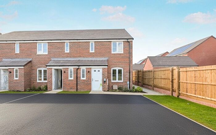 3 Bedroom Property To Rent In Blake Close, Market Harborough, LE16