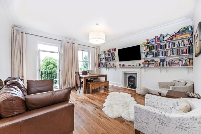 3 Bedroom Flat To Rent In Fitzjohns Avenue, Hampstead, NW3