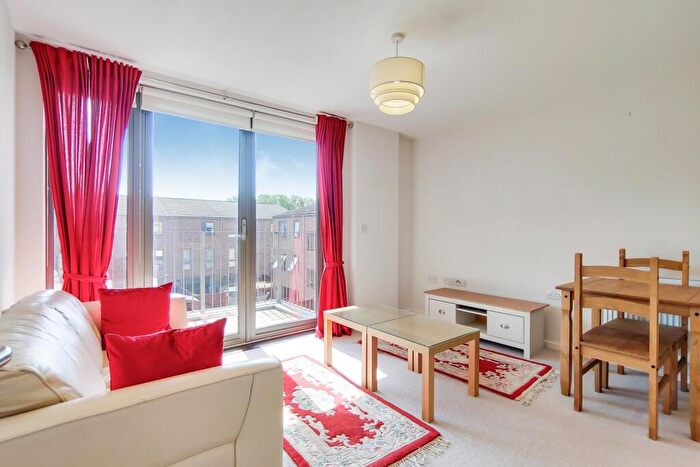 1 Bedroom Apartment To Rent In Evan House, East City Point, E16