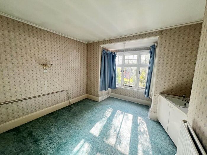 4 Bedroom Detached House For Sale In Vale Cottage, The Vale, Southsea, Hampshire, PO5
