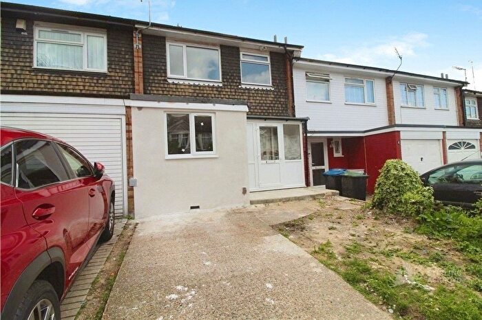 4 Bedroom Terraced House To Rent In Midhurst Avenue, Croydon, CR0