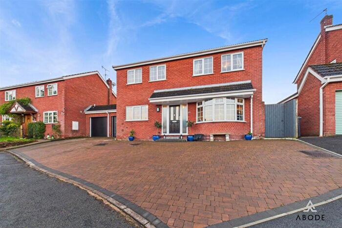 4 Bedroom Detached House For Sale In Glen Drive, Alton, Staffordshire, ST10