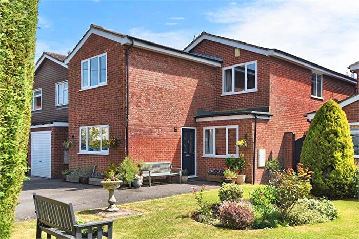 4 Bedroom Detached House For Sale In Lower Green, Westcott, Buckinghamshire., HP18