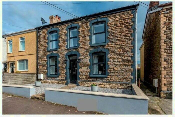 4 Bedroom Semi-Detached House To Rent In Heol Y Nant, Clydach, Swansea, City And County Of Swansea., SA6