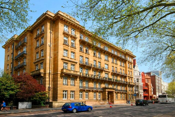 2 Bedroom Flat To Rent In Hyde Park Place, Hyde Park Estate, London, W2