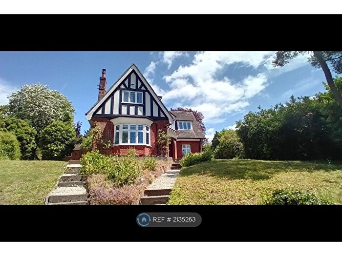5 Bedroom Detached House To Rent In Queensberry Road, Salisbury, SP1