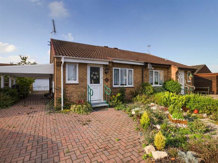 2 Bedroom Semi-Detached Bungalow For Sale In Burdale Close, Driffield, YO25