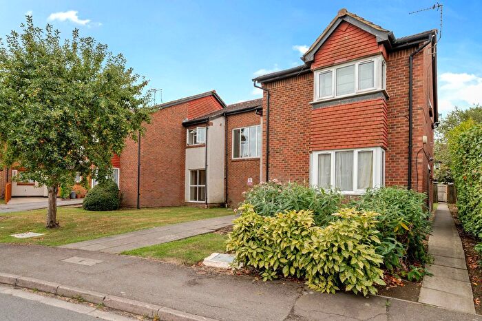 1 Bedroom Flat For Sale In Rabournmead Drive, Northolt, UB5