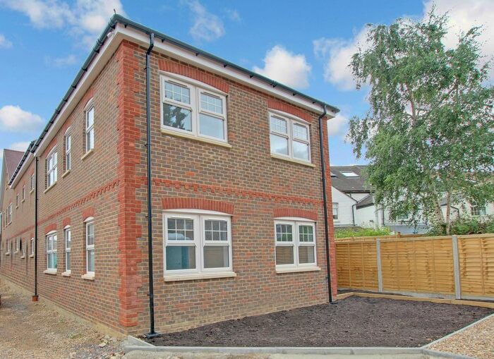 2 Bedroom Terraced House To Rent In Yattendon Road, St. Georges, RH6