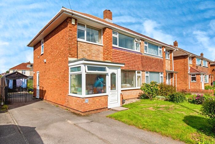 3 Bedroom Semi-Detached House For Sale In Rylandes Court, Southampton, Hampshire, SO16