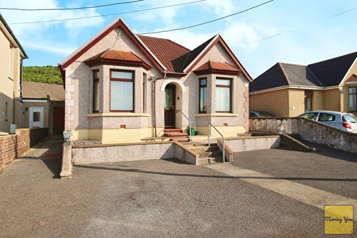 2 Bedroom Bungalow For Sale In Crud Yr Awel, The Promenade, Penclawdd, SA4