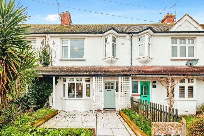 3 Bedroom Terraced House For Sale In Shandon Road, Worthing, BN14
