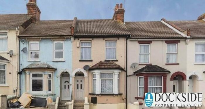 3 Bedroom Property To Rent In Pagitt Street, Chatham, ME4
