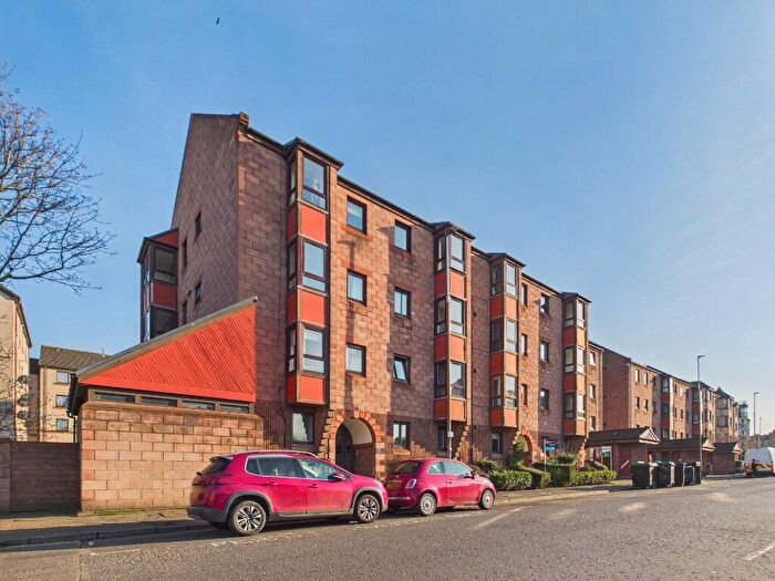 2 Bedroom Flat To Rent In Easter Road, Leith, Edinburgh, EH6