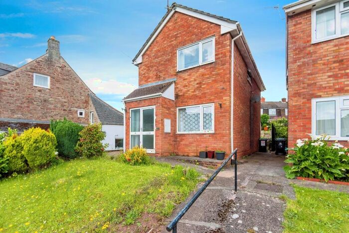 3 Bedroom Detached House For Sale In High Street, Aylburton, Lydney, GL15