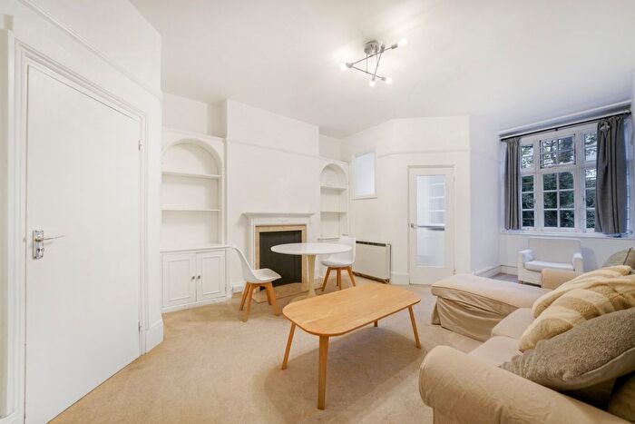 1 Bedroom Flat To Rent In Elm Tree Court, Elm Tree Road, NW8