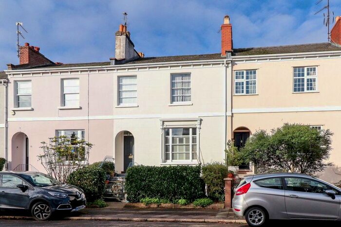 1 Bedroom Flat To Rent In Hales Road, Cheltenham, GL52