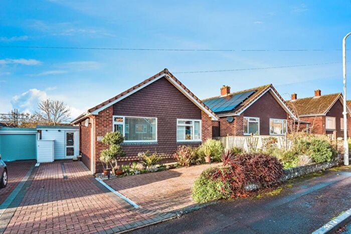2 Bedroom Detached Bungalow For Sale In Champney Road, Frome, BA11