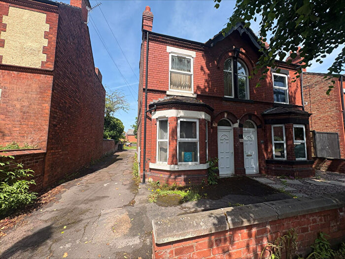 Semi-Detached House For Sale In Berkeley Avenue, Long Eaton, Nottingham, NG10