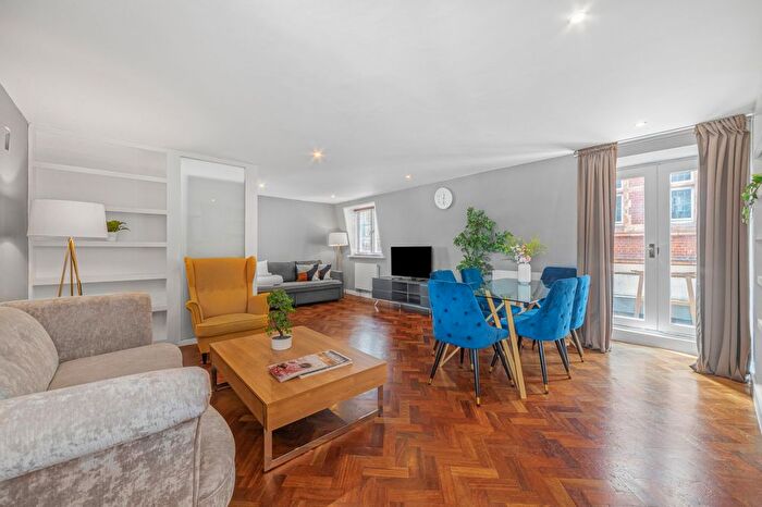 2 Bedroom Flat For Sale In Queen Alexandra Mansions, Grape Street, WC2H
