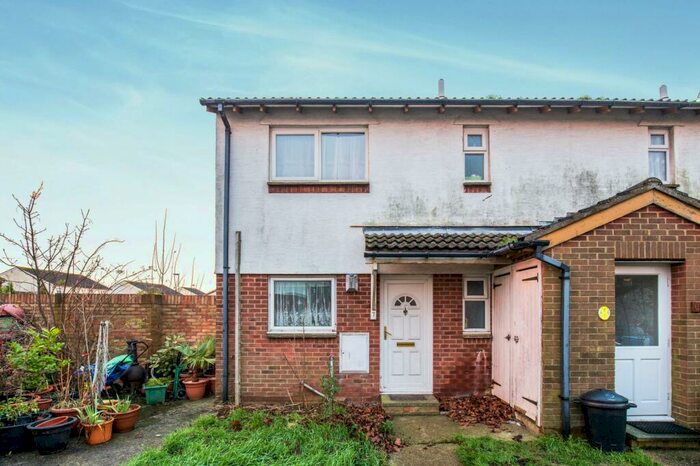 1 Bedroom End Of Terrace House To Rent In Beaumont Park, BN17