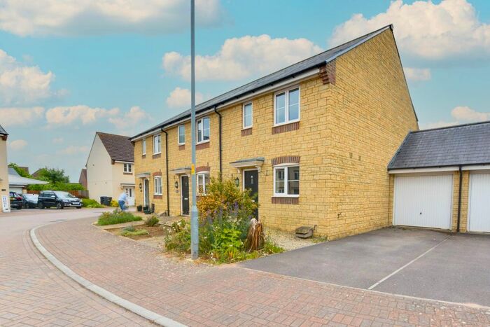 3 Bedroom End Of Terrace House To Rent In Blueberry Road, Melksham, SN12