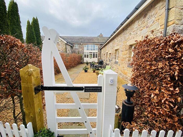 3 Bedroom Barn Conversion For Sale In Cymau Lane, Cymau, Wrexham, LL12