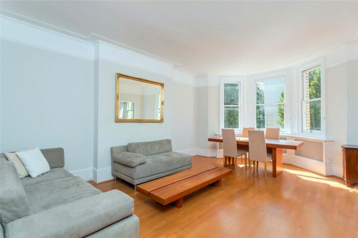 2 Bedroom Flat To Rent In Gayton Crescent, Hampstead, NW3