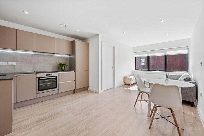 1 Bedroom Apartment To Rent In Southernhay Gardens, Exeter, EX1