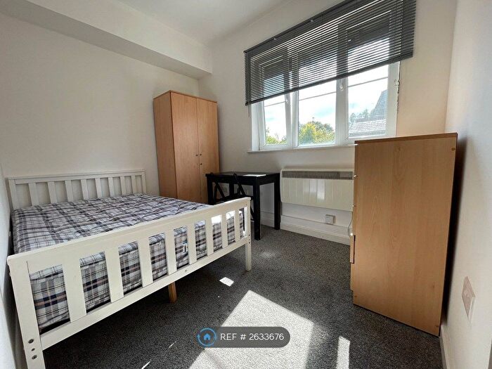 1 Bedroom Flat To Rent In Portswood Road, Southampton, SO17