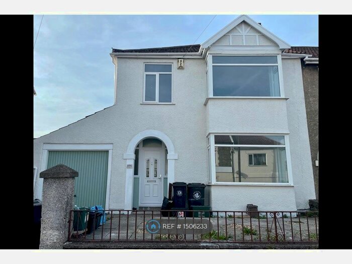 4 Bedroom Semi-Detached House To Rent In Bell Hill Road, Bristol, BS5