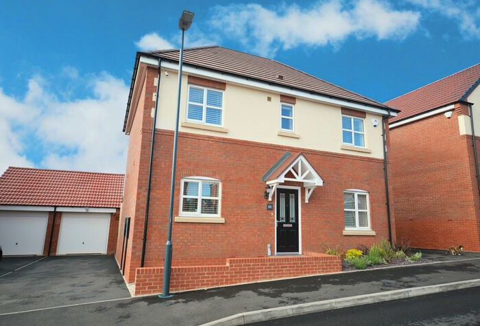 4 Bedroom Detached House To Rent In Berry Maud Lane, Shirley, Solihull, B90