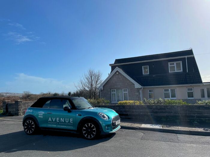 3 Bedroom Detached Bungalow To Rent In Linden Way, Porthcawl, CF36