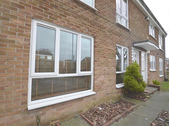 2 Bedroom Flat To Rent In Blackhill Avenue, Wallsend, NE28