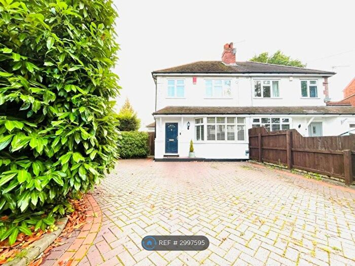 3 Bedroom Semi Detached House To Rent In Danford Lane, Solihull, B91