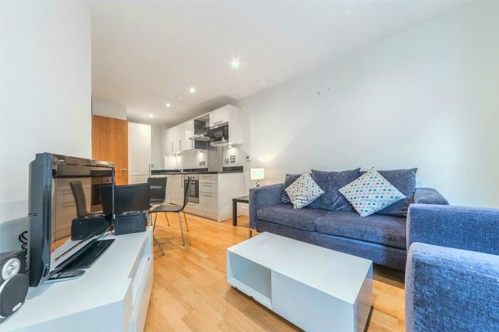 1 Bedroom Apartment To Rent In Millharbour, London, E14