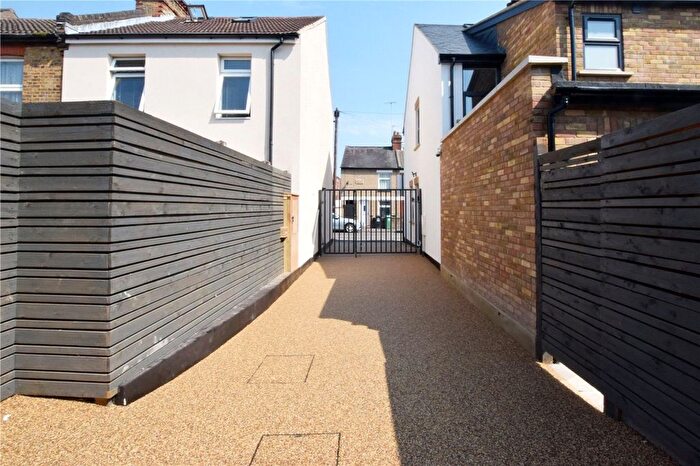 1 Bedroom Maisonette To Rent In Clark Mews, Watford, WD18