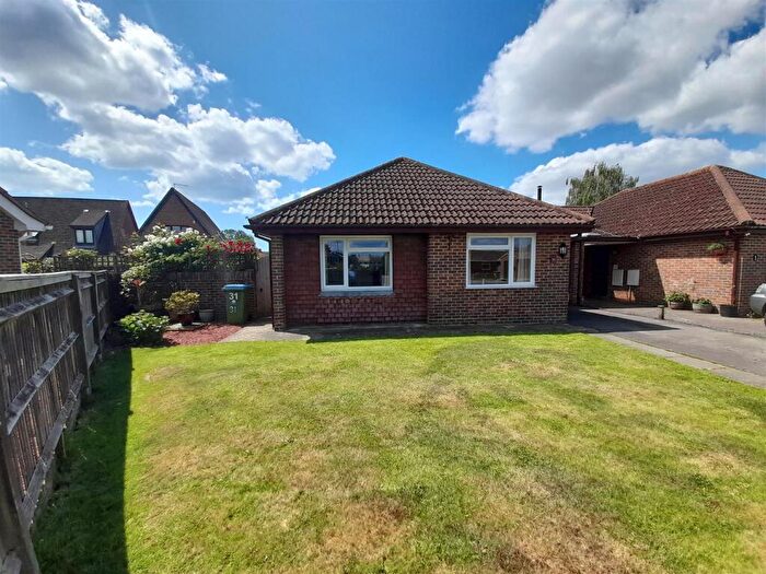 2 Bedroom Semi-Detached Bungalow For Sale In Rosvara Avenue, Westergate, PO20