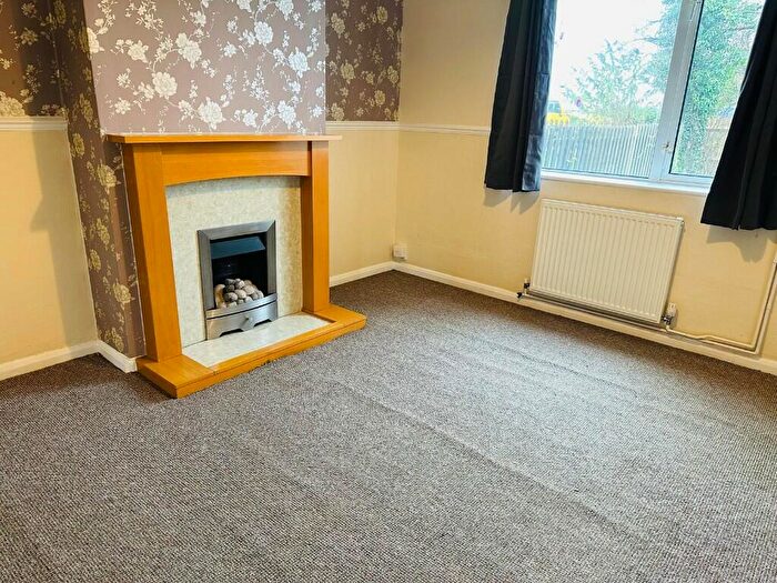3 Bedroom End Of Terrace House For Sale In Folly Road, Deanshanger, MK19