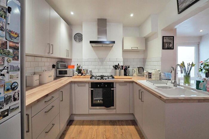 3 Bedroom Terraced House For Sale In Sidney Street, Salisbury, SP2