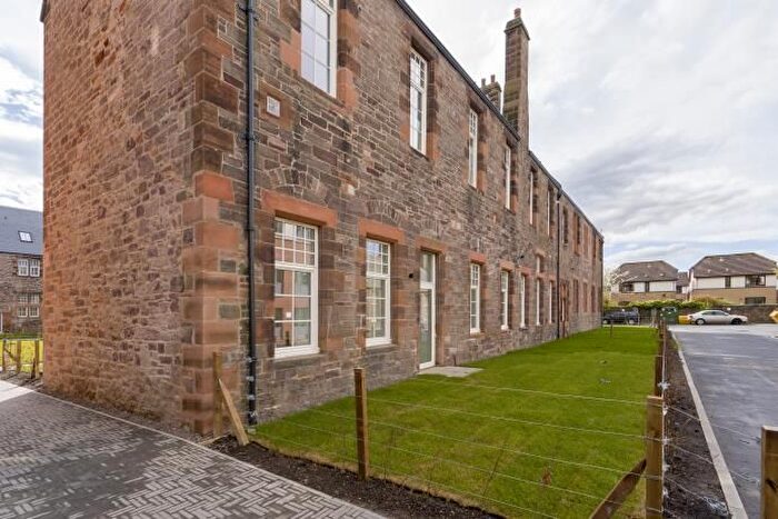 2 Bedroom End Of Terrace House To Rent In Smiddy Wynd, Edinburgh, EH16
