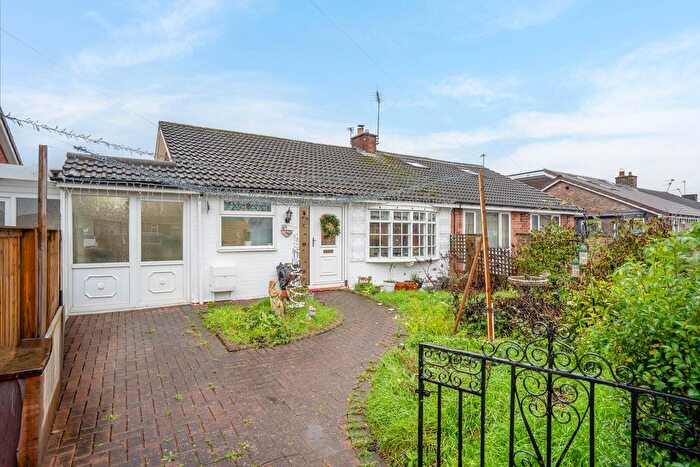 2 Bedroom Bungalow For Sale In Hambleton Way, Huntington, York, YO32